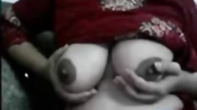 Colleague enjoys playing with her huge tits in office - indian