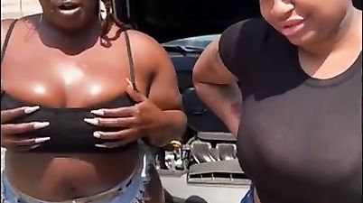 Two Ebonies Fuck The Car Mechanic(4K) - Homemade