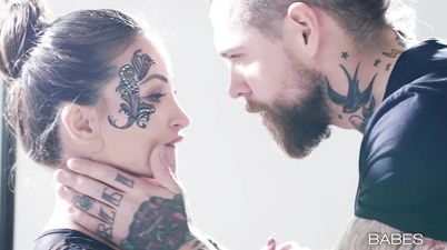 Full Spread Erotic Anal Hardcore with Smoking Hot Brunette Babe Alyssia Kent