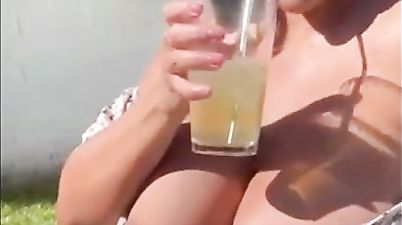KM In The Sun - Tanned Big ass brunette mom fucked outdoors in POV homemade video