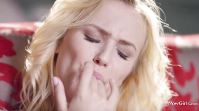 Blonde Aislin fingering shaved pussy - SOLO(4K) - 4k ultra hd