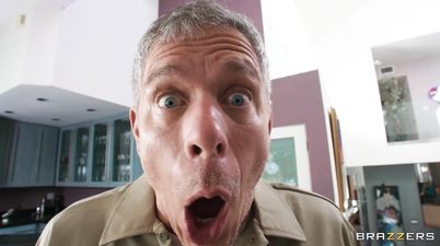 Nympho Makes A Move: Mover Mick Blue helps Out MILF Sabrina Sabrok