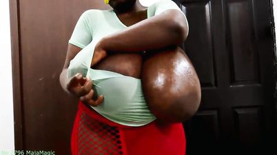 Black bbw huge natural boobs smutty porn scene
