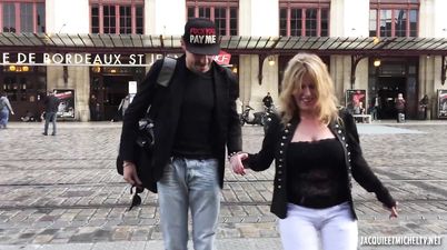 Lovers take a long walk and a long fuck afterwards