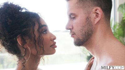 Yoga Milf Erotic Medusa - Hd porn 1080p