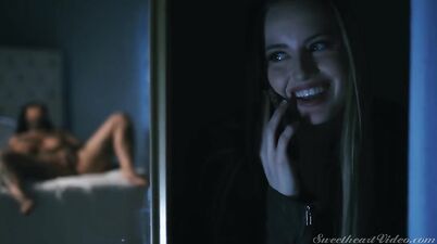 Girls Kissing Girls Midnight Erotic Scene 3 - Blonde Peeping Wifey Scarlett Sage and Tattooed Jessie Lee at SweetHeartVideo