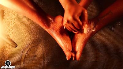 Lola Black XXX Ebony Feet Oiled In High Heels - Hd