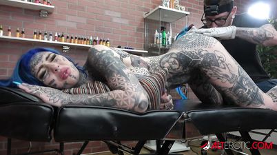Kinky Inked Slut Amber Luke gets ass fucked and an asshole tattoo - Fetish hardcore
