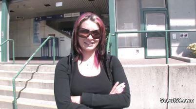 German homeless teen get seduce to first time - Handjob