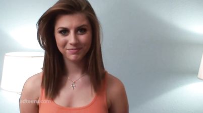 Slim Thick Teen With An Amazing Ass Gets A Facial - Blowjob