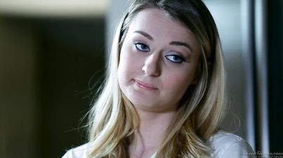 Sweet Blonde Stepdaughter is a Good Influence - erotic hardcore