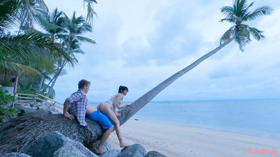 See the sun rise: amateur couple fucking on public beach